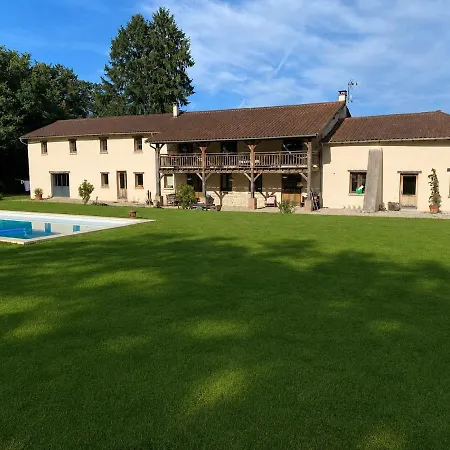 Escapade Au Coeur De La Dombes Dom wakacyjny
