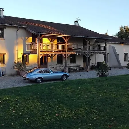 Escapade Au Coeur De La Dombes Dom wakacyjny *